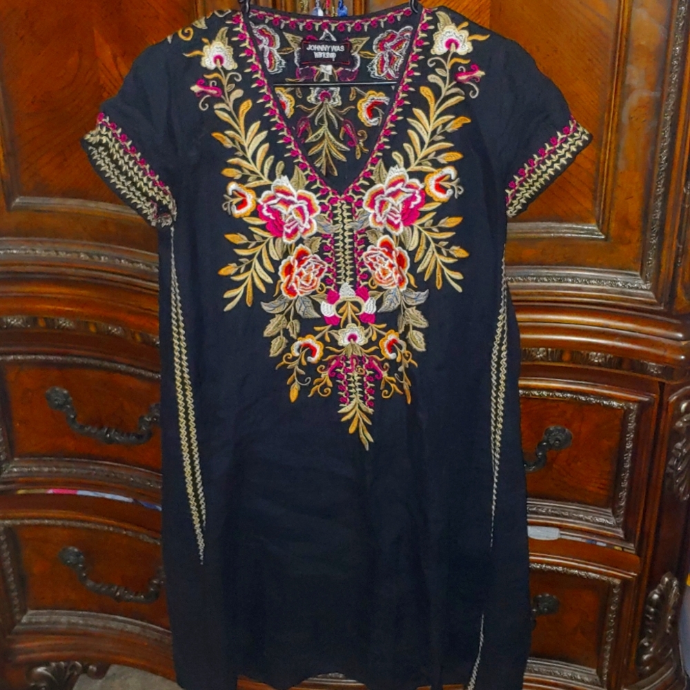 Sensational Johnny Was Tunic Dress!